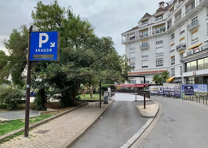 Quartier Du Chateau, Superbe Appartement Avec Parking